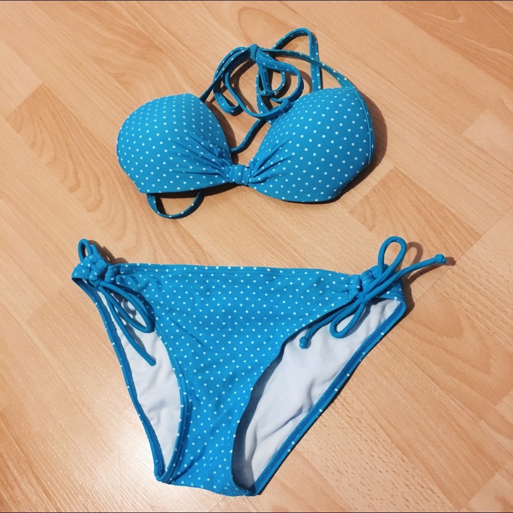 Swim suit